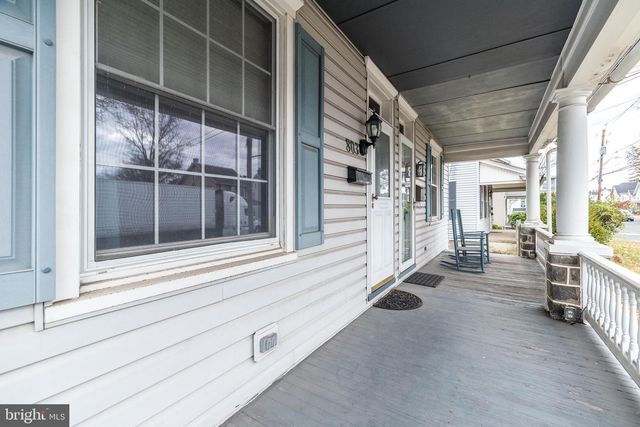 803 W BROAD ST, Quakertown, PA 18951