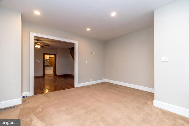 803 W BROAD ST, Quakertown, PA 18951