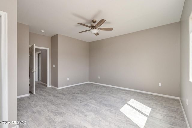 5930 N Placita Arroyo Plana, Tucson, AZ 85741