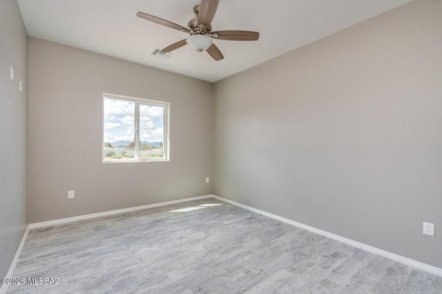 5930 N Placita Arroyo Plana, Tucson, AZ 85741