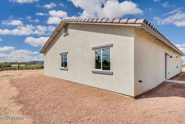5930 N Placita Arroyo Plana, Tucson, AZ 85741