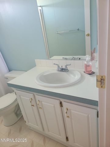 5211 Vanessa Drive, Fallon, NV 89406