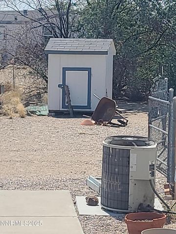 5211 Vanessa Drive, Fallon, NV 89406