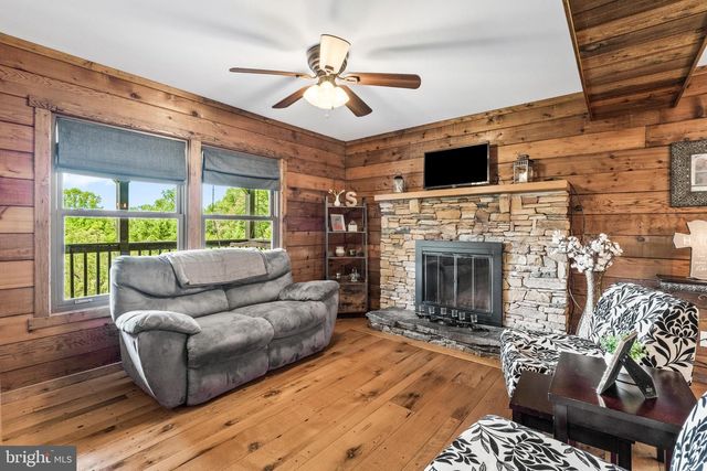 9124 HAWBOTTOM RD, Middletown, MD 21769