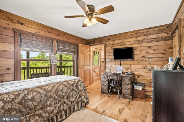 9124 HAWBOTTOM RD, Middletown, MD 21769