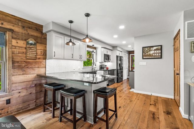 9124 HAWBOTTOM RD, Middletown, MD 21769