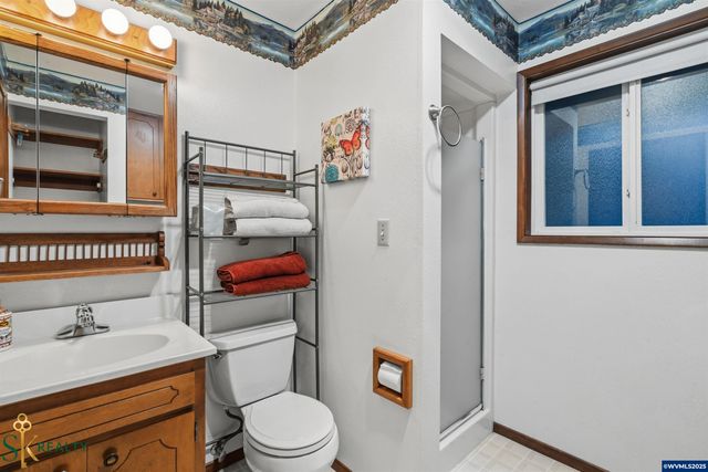 2555 NW Squire Pl, Albany, OR 97321