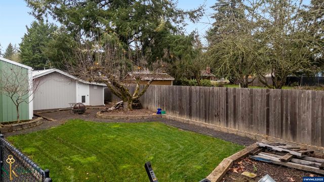 2555 NW Squire Pl, Albany, OR 97321