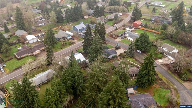 2555 NW Squire Pl, Albany, OR 97321