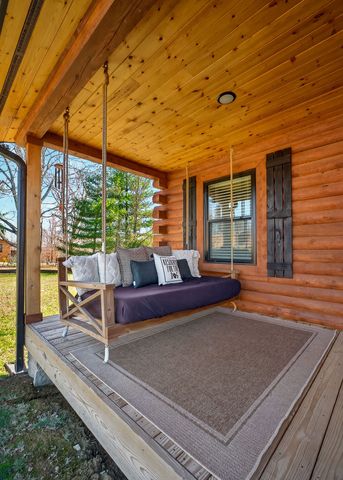 108 Crestview Ln, Livingston, TN 38570