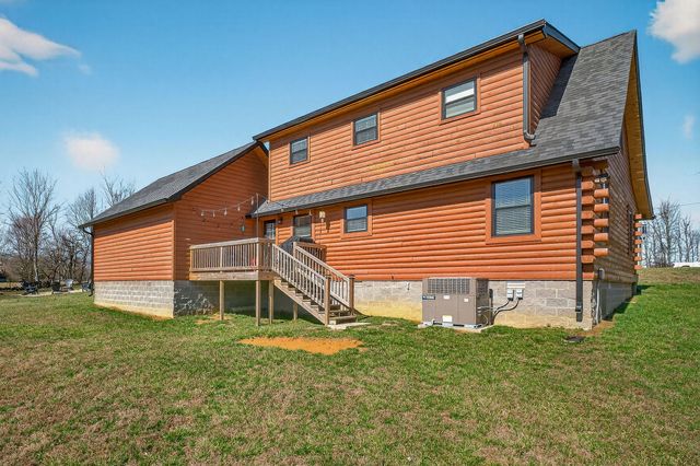 108 Crestview Ln, Livingston, TN 38570