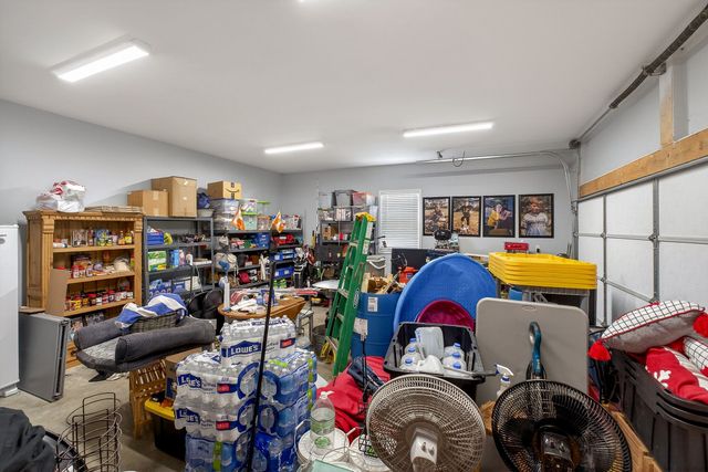 108 Crestview Ln, Livingston, TN 38570