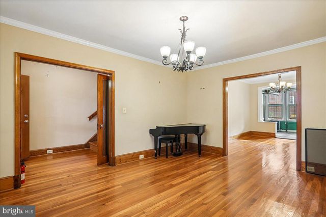 4429 3RD ST NW, Washington, DC 20011