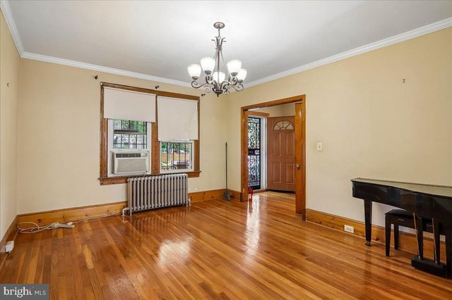 4429 3RD ST NW, Washington, DC 20011