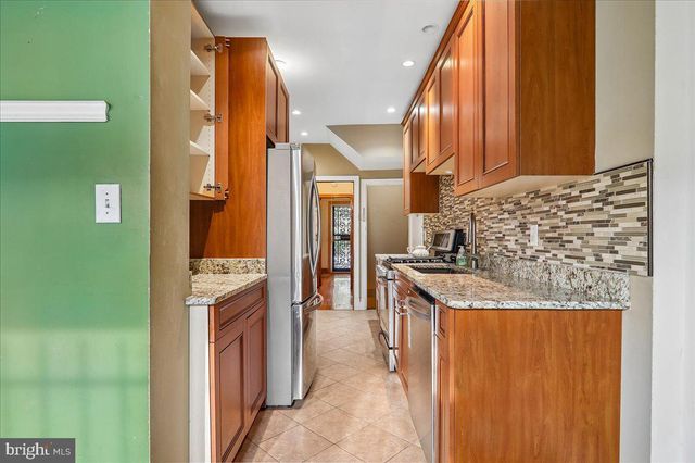 4429 3RD ST NW, Washington, DC 20011
