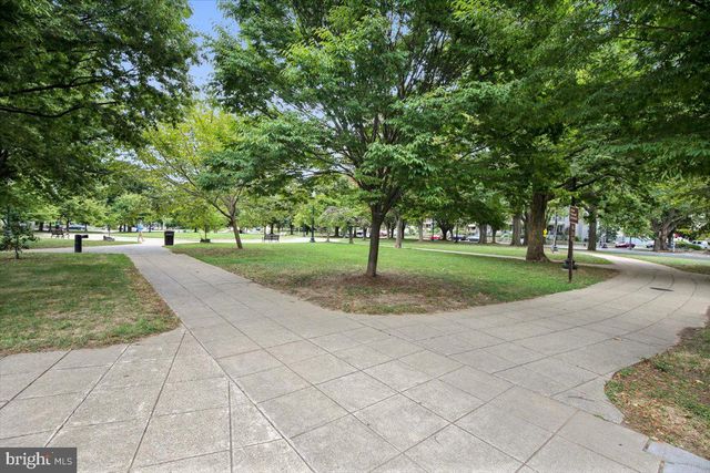 4429 3RD ST NW, Washington, DC 20011