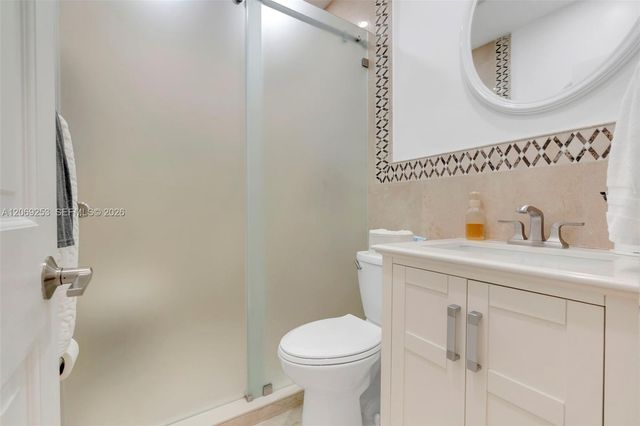 142 W 35th Street, Hialeah, FL 33012