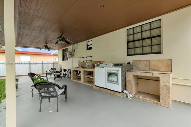 142 W 35th Street, Hialeah, FL 33012