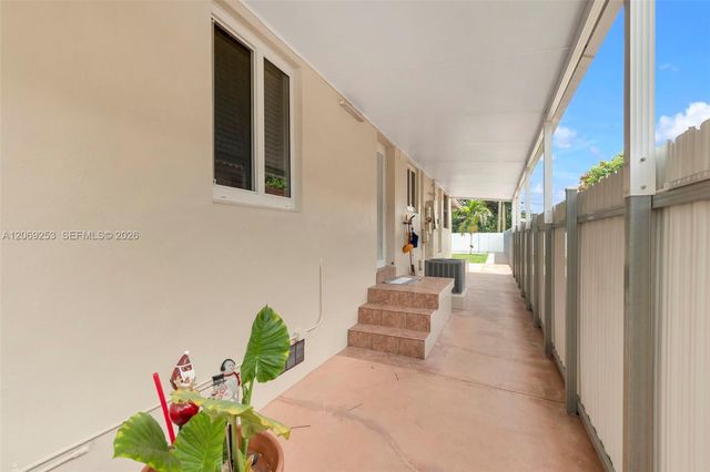 142 W 35th Street, Hialeah, FL 33012