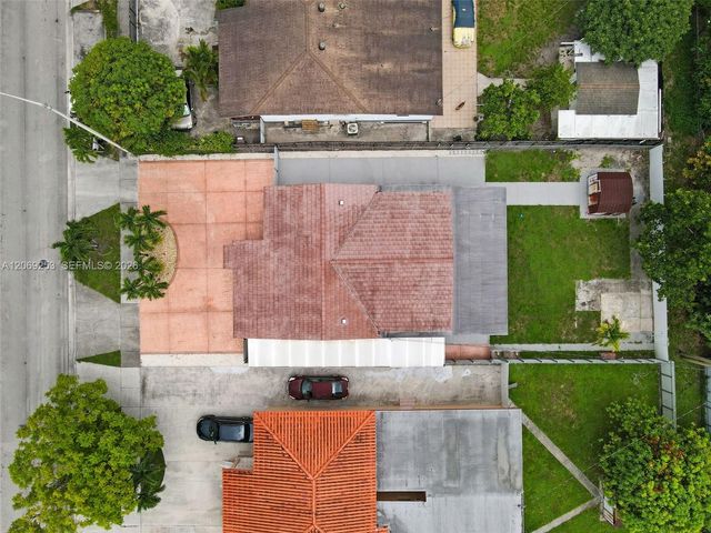 142 W 35th Street, Hialeah, FL 33012