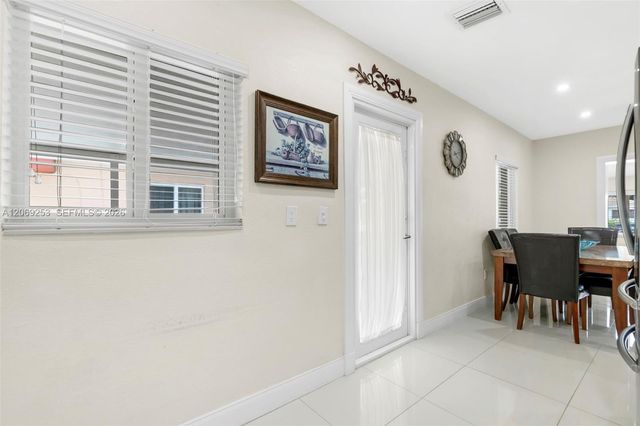 142 W 35th Street, Hialeah, FL 33012