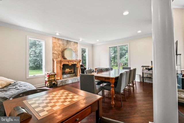28 HIGH RIDGE RD, Skillman, NJ 08558