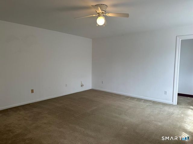 1334 Dixwell Avenue C, Hamden, CT 06514