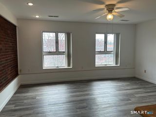 1334 Dixwell Avenue C, Hamden, CT 06514