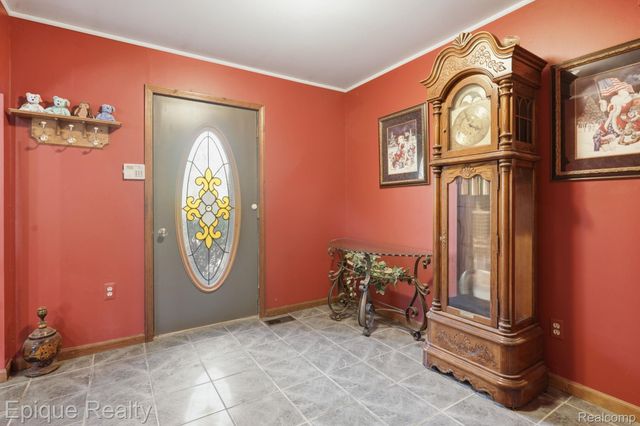 3813 Watuga Street, Commerce Charter Township, MI 48390