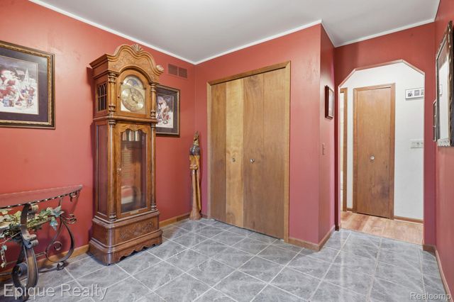 3813 Watuga Street, Commerce Charter Township, MI 48390