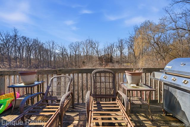 3813 Watuga Street, Commerce Charter Township, MI 48390
