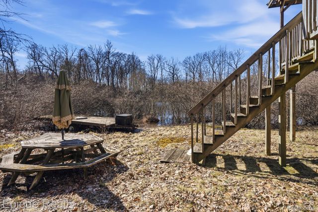 3813 Watuga Street, Commerce Charter Township, MI 48390