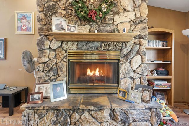 3813 Watuga Street, Commerce Charter Township, MI 48390