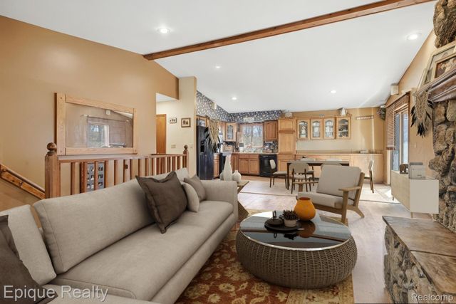 3813 Watuga Street, Commerce Charter Township, MI 48390