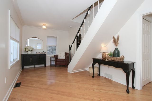 225 Indianapolis Avenue, Downers Grove, IL 60515