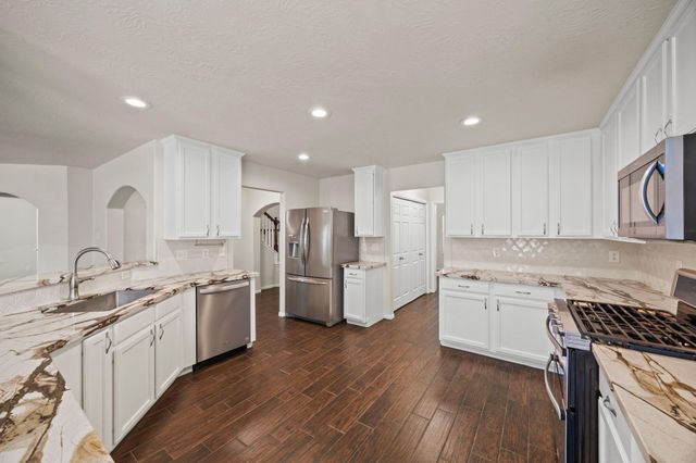 3806 Parry Field Court, Pearland, TX 77584