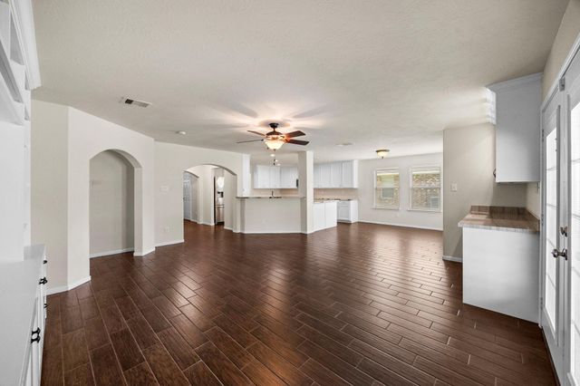 3806 Parry Field Court, Pearland, TX 77584