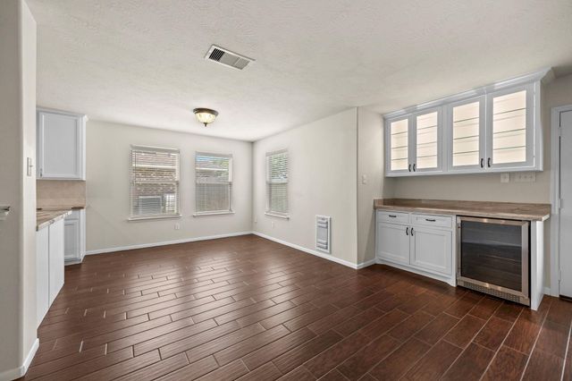 3806 Parry Field Court, Pearland, TX 77584