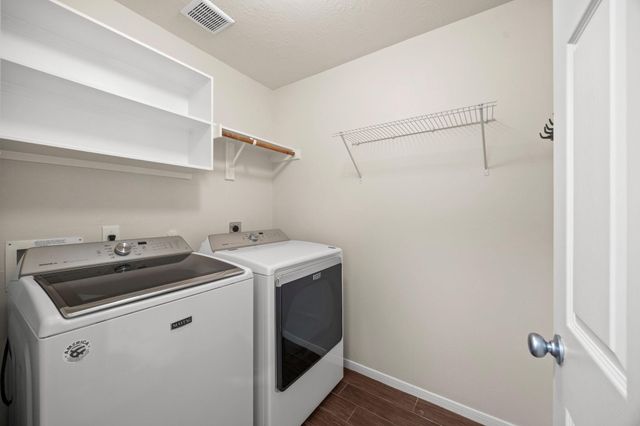 3806 Parry Field Court, Pearland, TX 77584