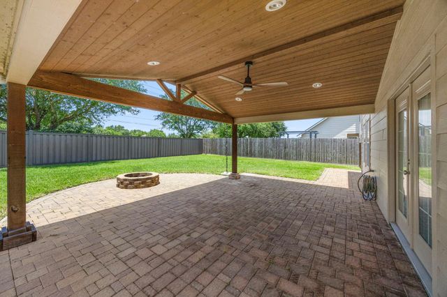 3806 Parry Field Court, Pearland, TX 77584