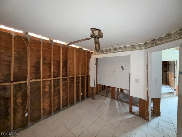 2601 Van Buren PKWY, Cape Coral, FL 33993