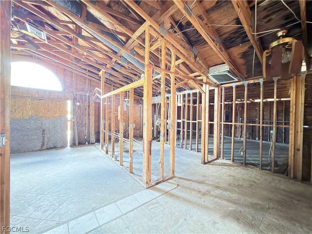 2601 Van Buren PKWY, Cape Coral, FL 33993