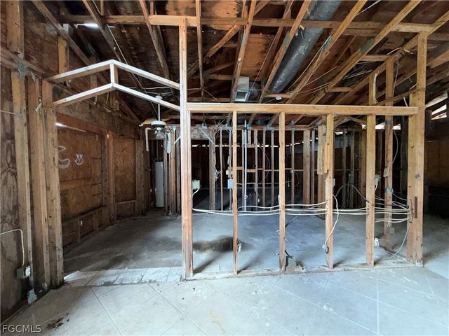 2601 Van Buren PKWY, Cape Coral, FL 33993