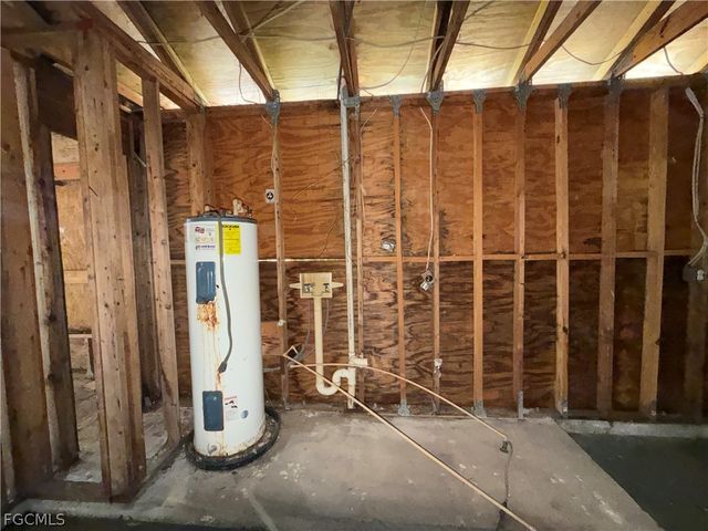 2601 Van Buren PKWY, Cape Coral, FL 33993