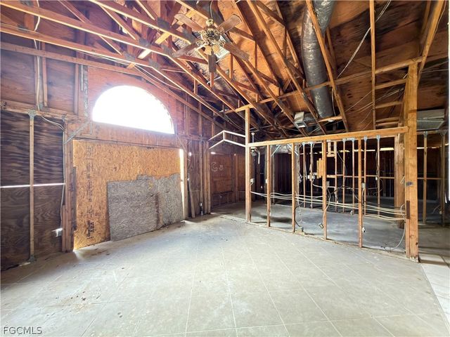 2601 Van Buren PKWY, Cape Coral, FL 33993