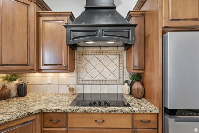 1605 MOUNTAIN RD, Logan, UT 84321