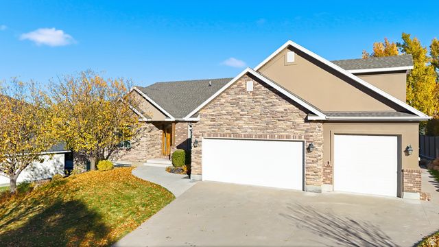 1605 MOUNTAIN RD, Logan, UT 84321
