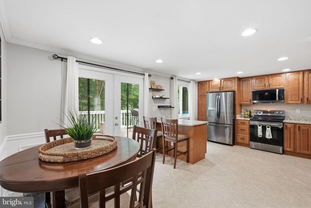 8764 NEWINGTON COMMONS RD, Lorton, VA 22079