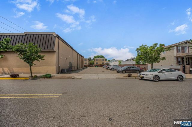 301 Hoboken Road 2nd Floor, Carlstadt, NJ 07072