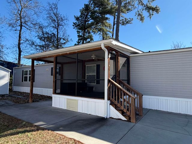 1010 Foxfire Dr., North Myrtle Beach, SC 29582